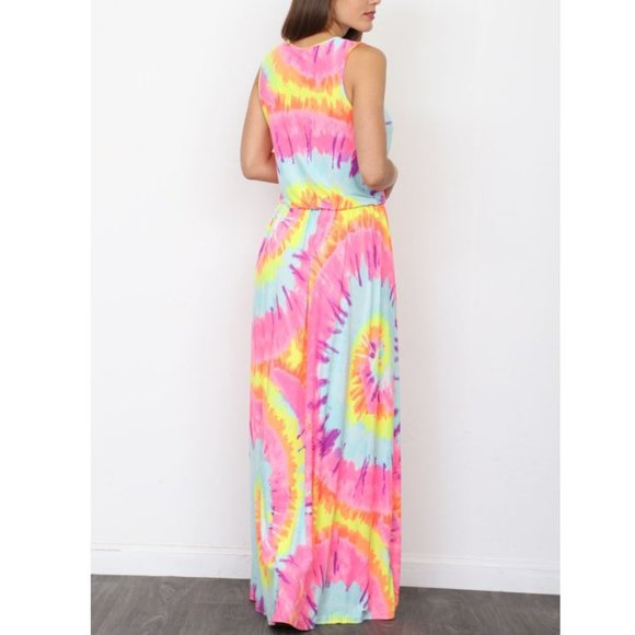 Plus Size Neon Pink Tie Dye Maxi Dress - Picture 4 of 6